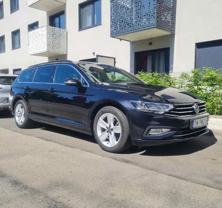 samochody osobowe Volkswagen Passat cena 99900 przebieg: 135000, rok produkcji 2019 z Wrocław